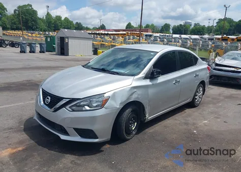 2018 Nissan Sentra S z USA, uszkodzony, nr VIN 3N1AB7AP7JY346737